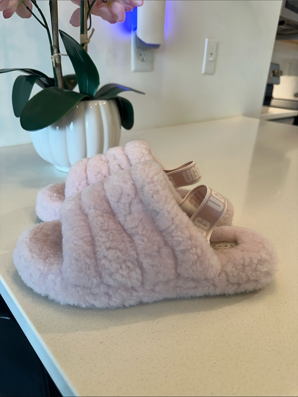 UGG Fluff Yeah Slides/Slippers Pink